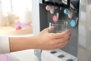 Nowoczesne dystrybutory z funkcją filtrowania