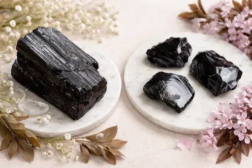 Turmalin czy obsydian